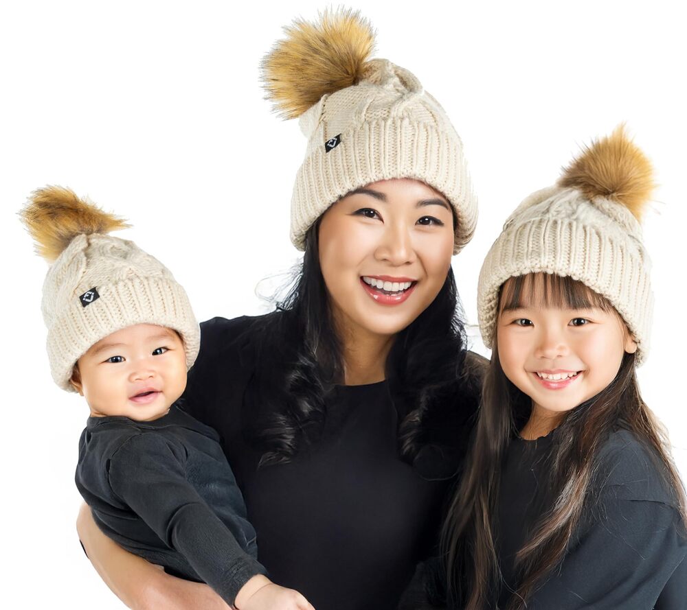 3225 Matching Mom and Baby Pom Pom Hat Set Mommy and Me Winter Hats Cable